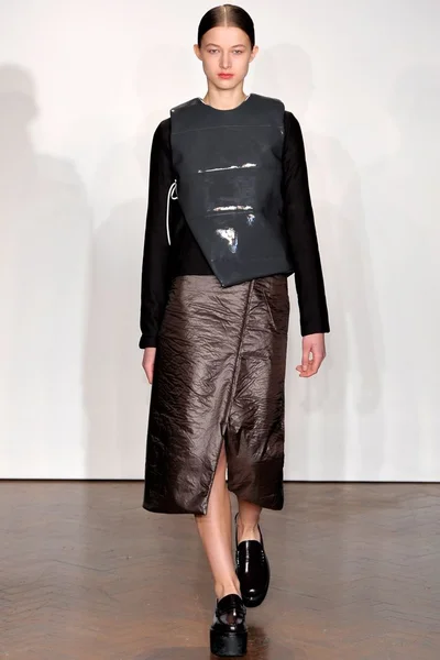 Look 5